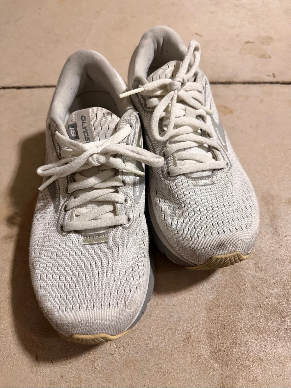 Brooks Glycerin 18